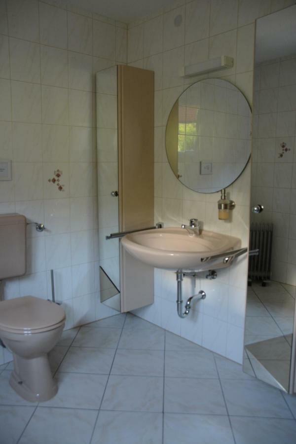 Ferienwohnung Burgblick Bilstein מראה חיצוני תמונה